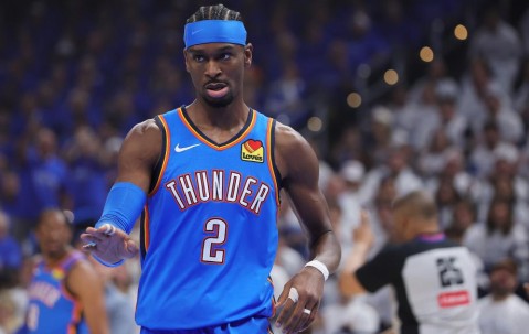 开云赛事中心-NBA-亚历山大30+9文班21+17 雷霆大比分1-1马刺